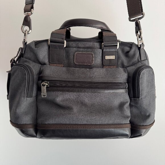TUMI Alpha Bravo Brooks Slim Brief in Anthracite - Picture 1 of 16